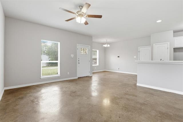 Building Photo - 1315 Joslin St