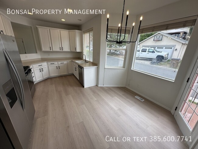Building Photo - 14152 Senior Band Rd