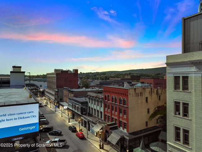 Foto del edificio - 117 Penn Ave