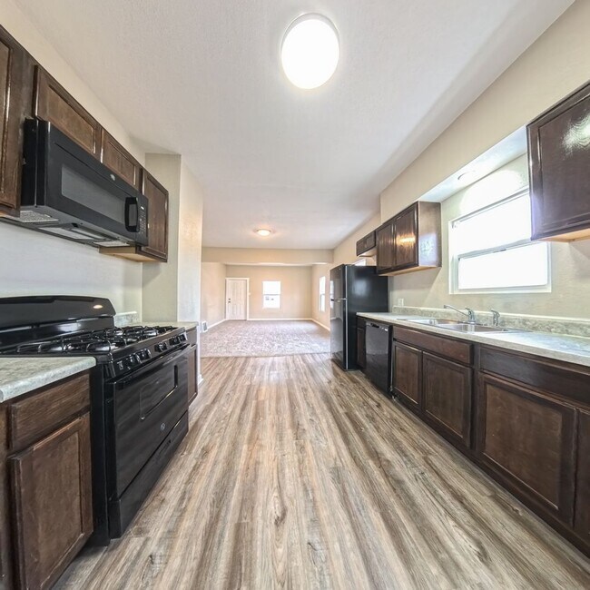 Foto del edificio - Updated 2-Bedroom Home in Marshalltown