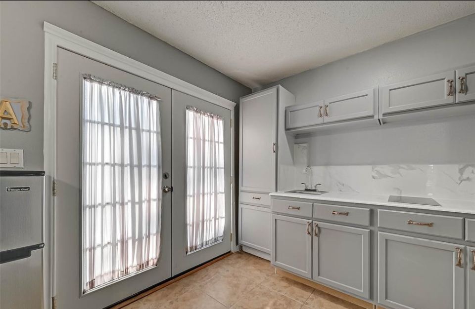 Foto principal - 13102 Richmond Ave.