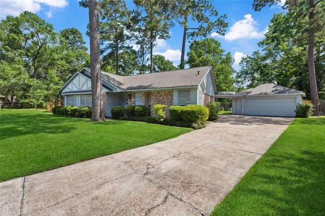 Building Photo - 1834 Clover Spring Dr