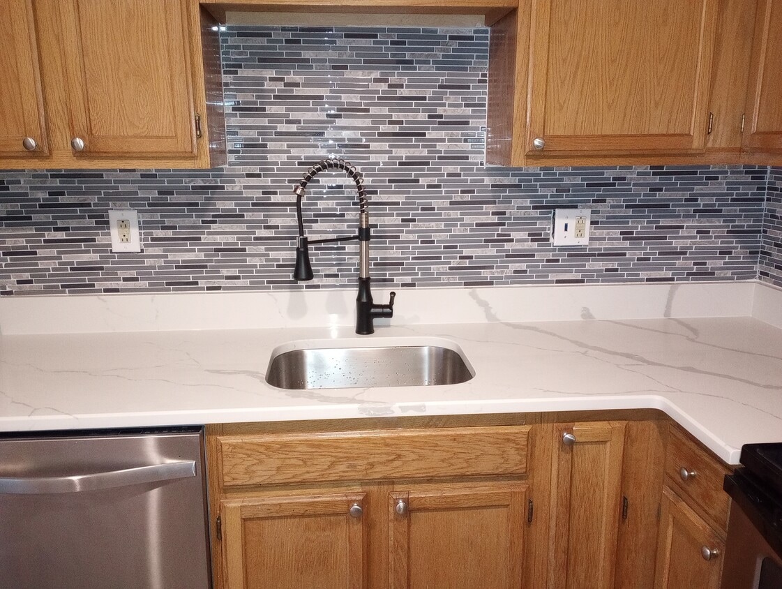 Photo - 3518 Princess Caroline Ct (District Heights, MD)