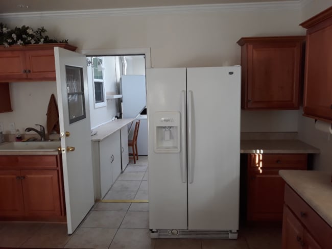 Building Photo - 19953 Haynes St