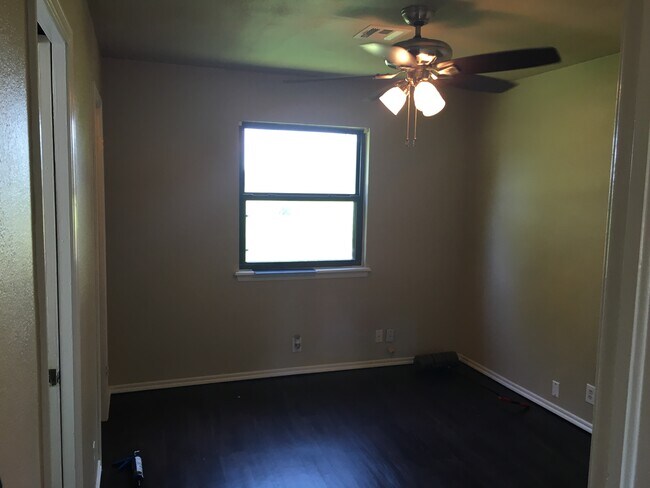 Foto del edificio - 1028 E 138th St.