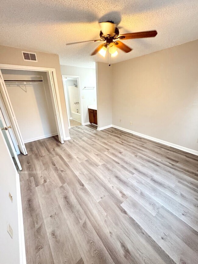 Foto del edificio - Spacious Ground-Floor 2BR Apartment for Rent Near UGA — Winfield Chase, Athens