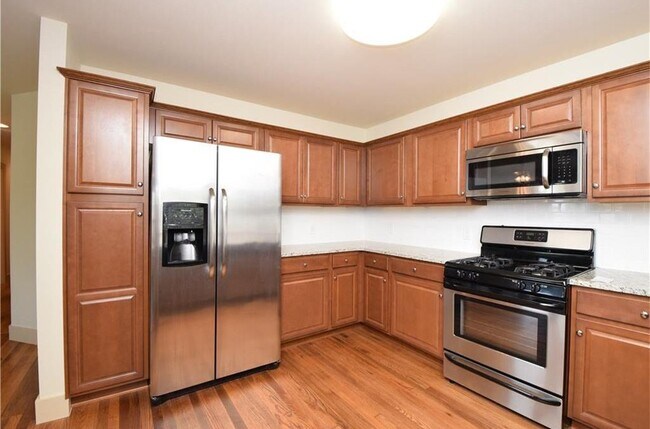 Foto del edificio - 2817 E 22nd St