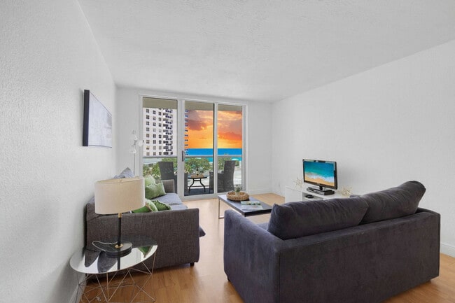 Foto del edificio - 3801 S Ocean Dr