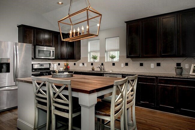 Foto del edificio - 419 Oak Chase Dr