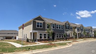 Building Photo - 322 Planters Trace Ln