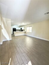 Building Photo - 9140 Gabardine Ave