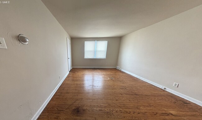 Foto del edificio - 208 E Albanus St