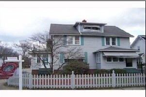 Primary Photo - 242-244 Dougherty Ave