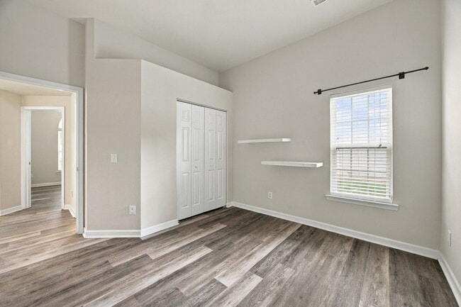 Building Photo - 9503 Scotland Hall Ct