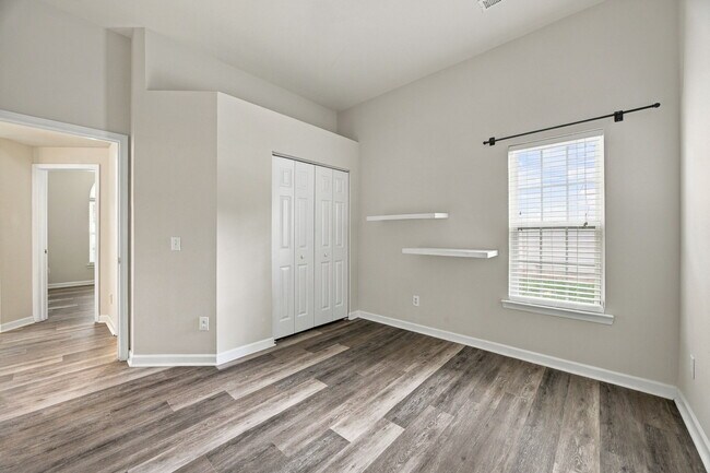 Foto del edificio - 9503 Scotland Hall Ct