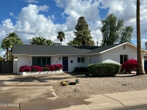 Building Photo - 8744 E Rose Ln