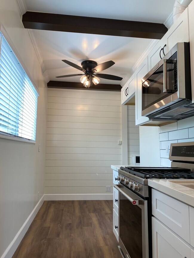 Foto del edificio - 104 Ave Mateo