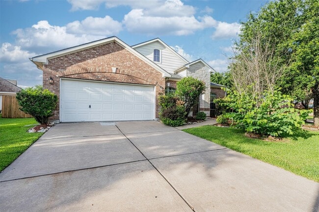 Building Photo - 13727 Charterhouse Way