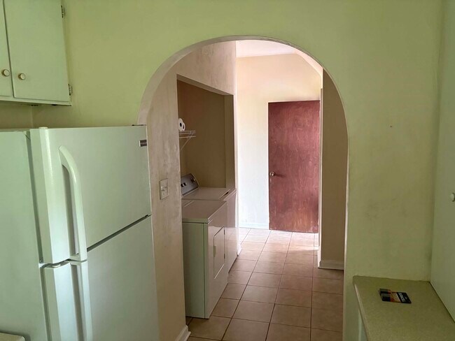 Foto del edificio - 1701 Margaret Ln