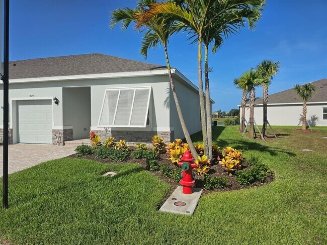 Foto del edificio - 9074 Orchid Reserve Cir