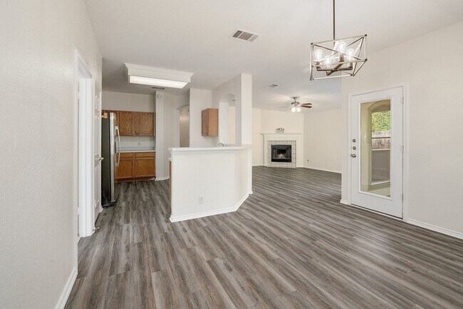 Foto del edificio - Single level 3/2 in Anderson Mill Village