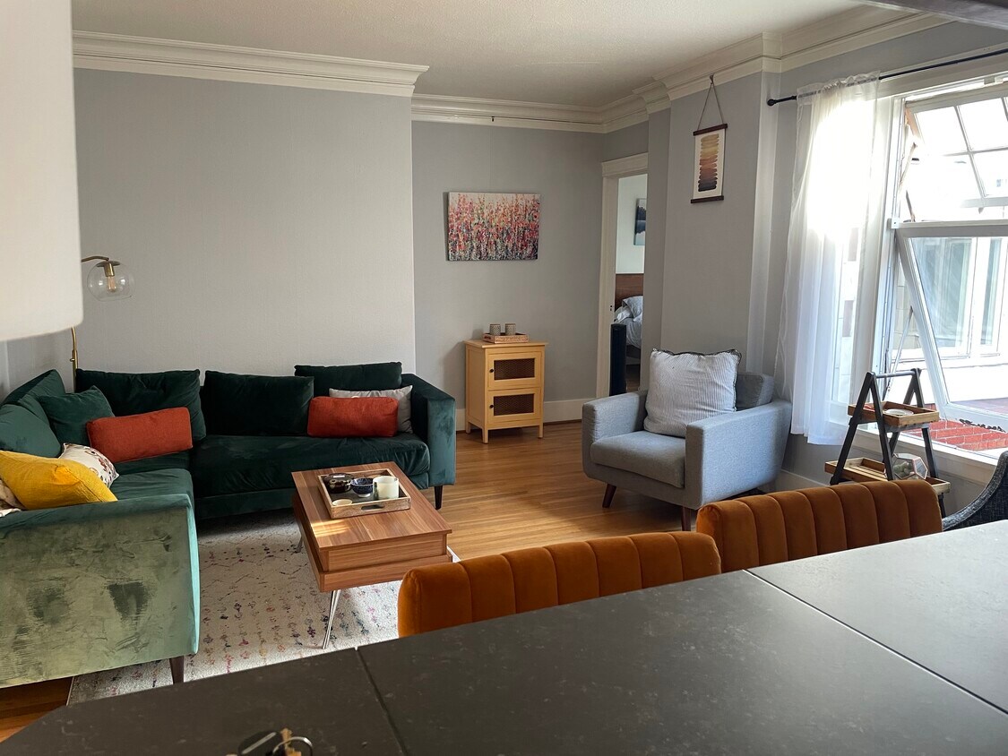 Foto principal - 1811 NW Couch St
