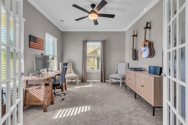 Foto del edificio - 6930 Wellsford Ln