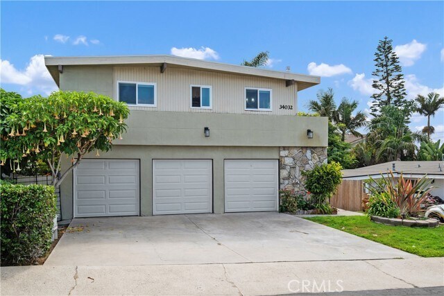 Building Photo - 34032 La Serena Dr