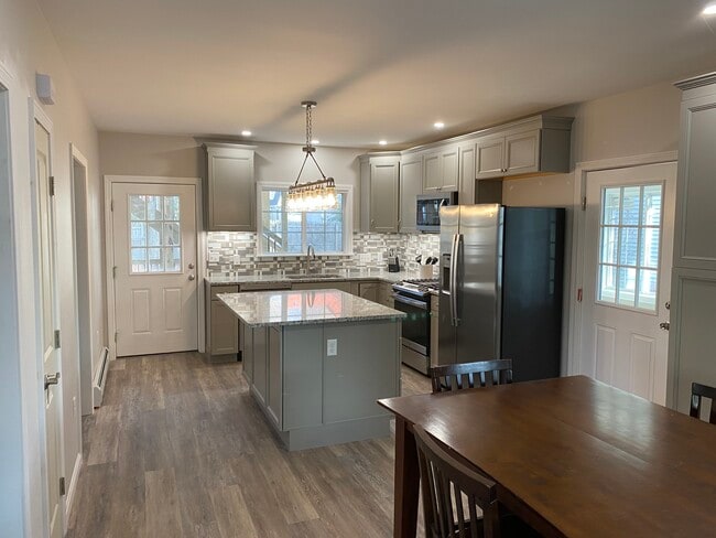 Cocina - 321 Turner St