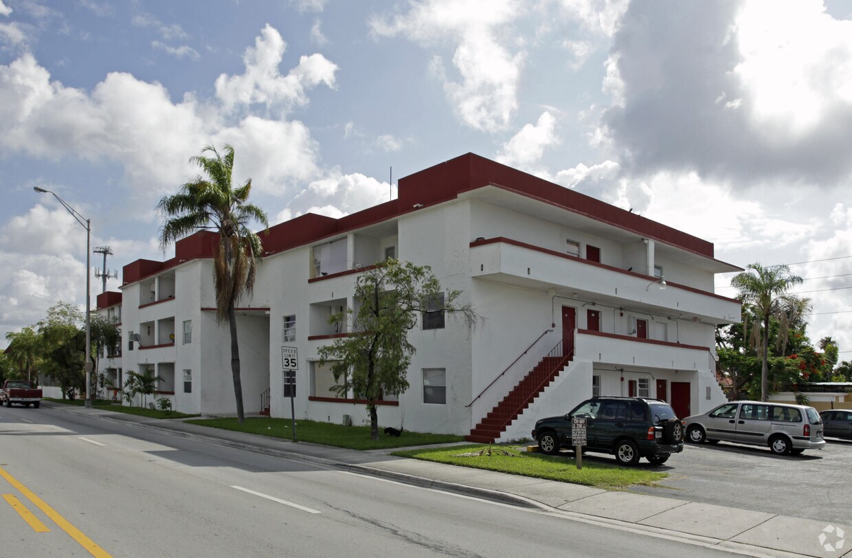 Foto del edificio - 1901 SW 67th Ct