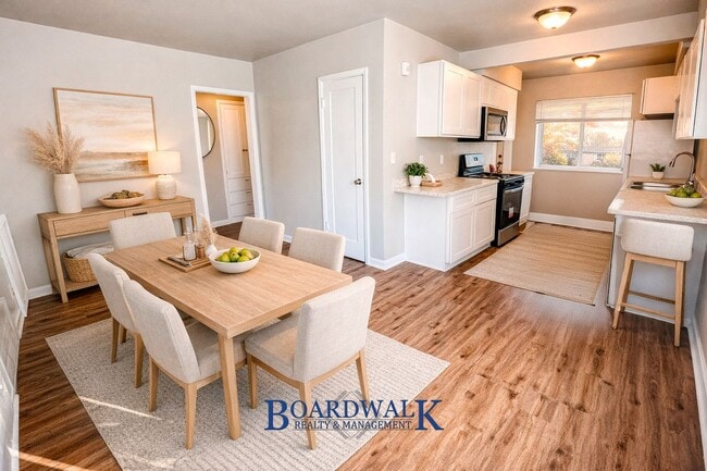 Photo - 1327 Illinois Ave Townhome