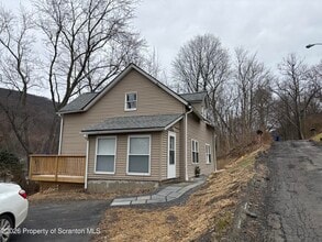 Building Photo - 316 John St