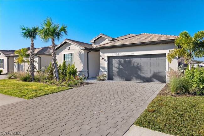 Building Photo - 13952 Hunter Oak Dr