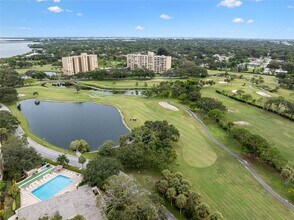 Building Photo - 2617 Cove Cay Dr