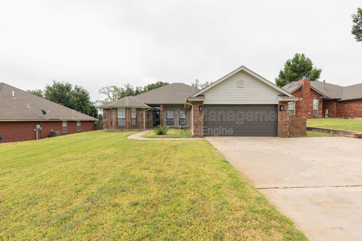 Primary Photo - 11546 Berkshire Ct