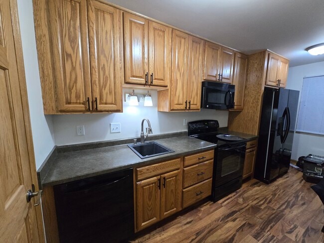 Building Photo - N114W16920 Murillo Dr