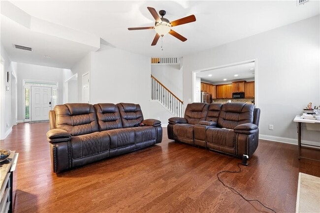 Building Photo - 100 Northbrooke Trace