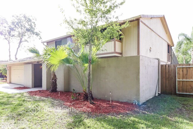 Building Photo - 4805 Hayride Ct