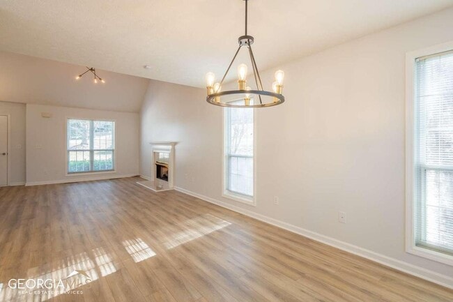 Building Photo - 7225 Walnut Mill Landing