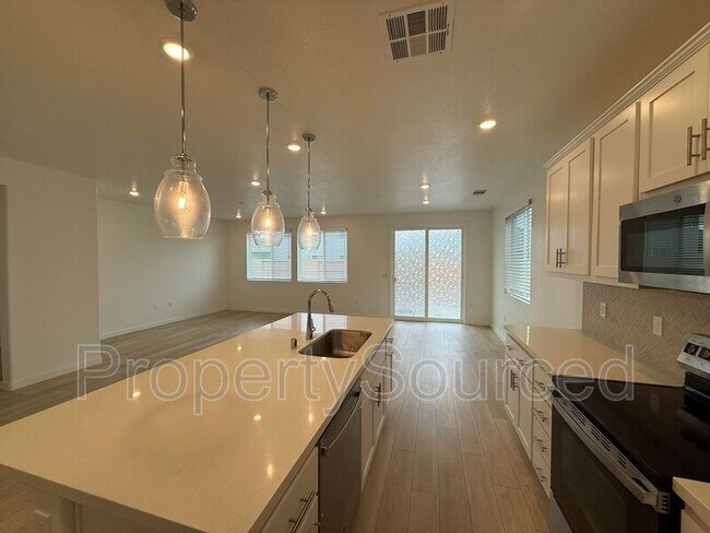 Foto del edificio - 1753 Lacey Ave