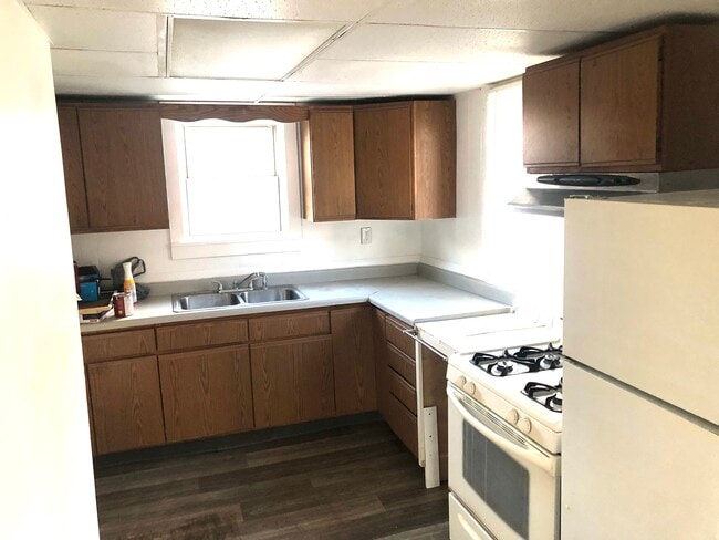 Building Photo - 713 E Michigan St