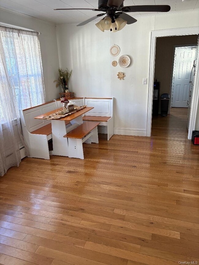 Foto del edificio - 64 Tennessee Ave