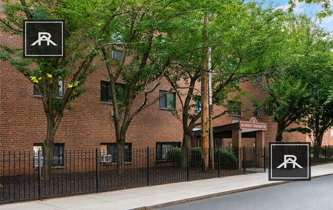 Building Photo - 15 Walbridge St