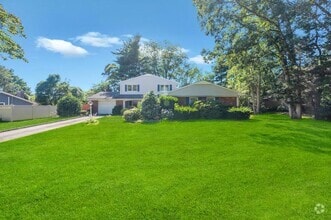 Building Photo - 38 Barker Dr