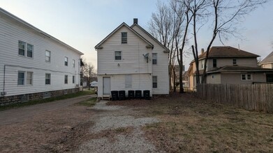 Building Photo - 793 Boulevard St