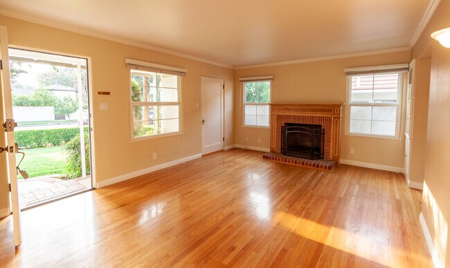 Building Photo - 3778 Laurel Canyon Blvd