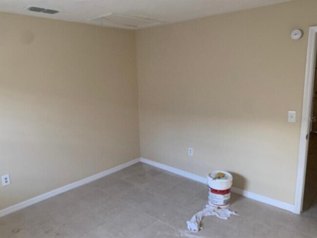 Foto del edificio - 2482 Chestnut Woods Dr