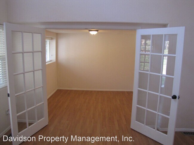 Building Photo - 3 br, 2.5 bath House - 6060 Vessey Rd