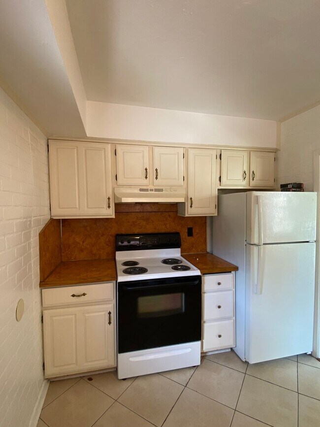 Foto del edificio - cozy 2 bedroom 1 bathroom