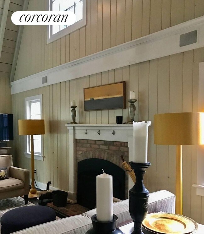 Foto del edificio - 10 Driftwood Ln